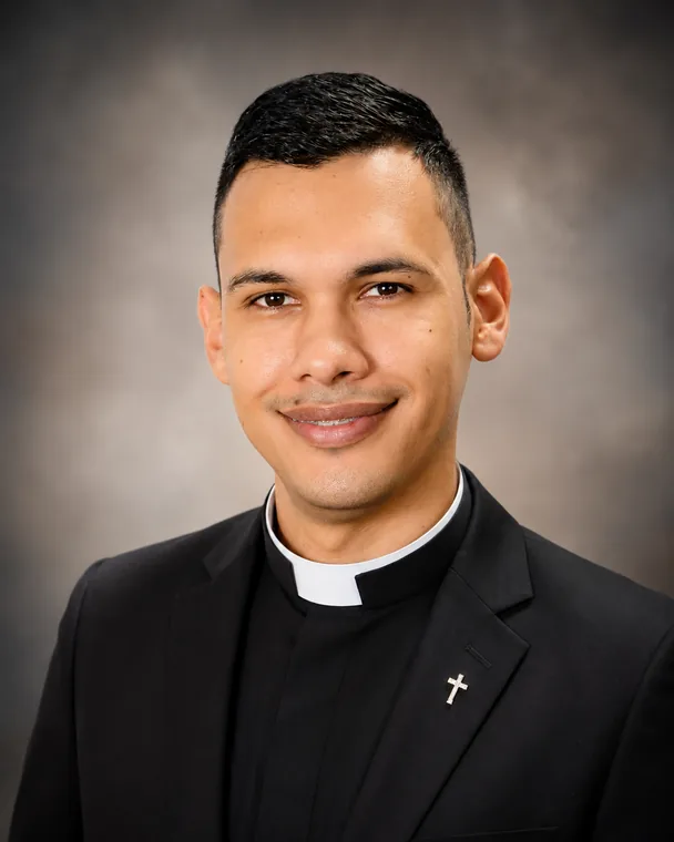 Pbro. Víctor Mario Salazar